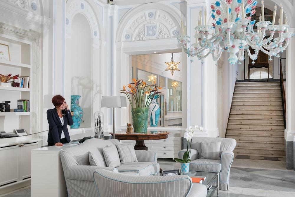 Готель Bellevue Syrene Сорренто Екстер'єр фото